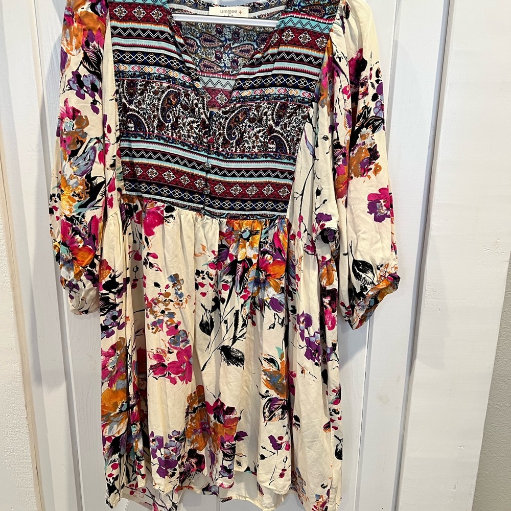 Umgee Pink and Black Ruffled Bishop Sleeve Dress
